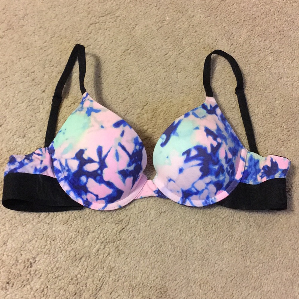 NWOT Victoria Secret Pink push-up bra 💕